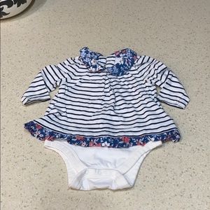 Baby gap onesie girls 3-6 months